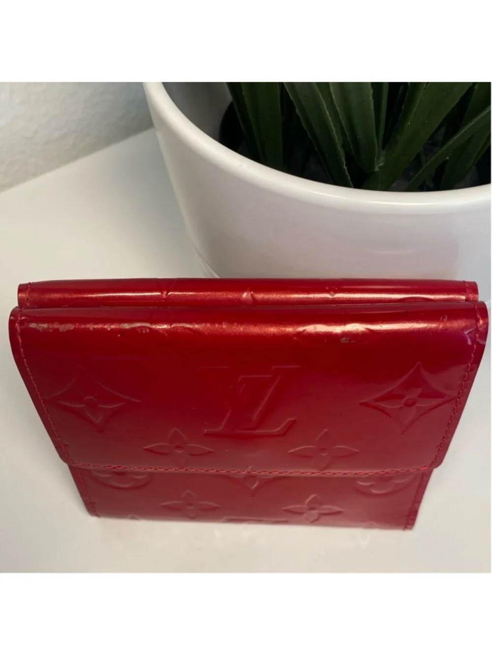 Louis Vuitton Monogram Vernis Leather Compact Elise Bifold Wallet